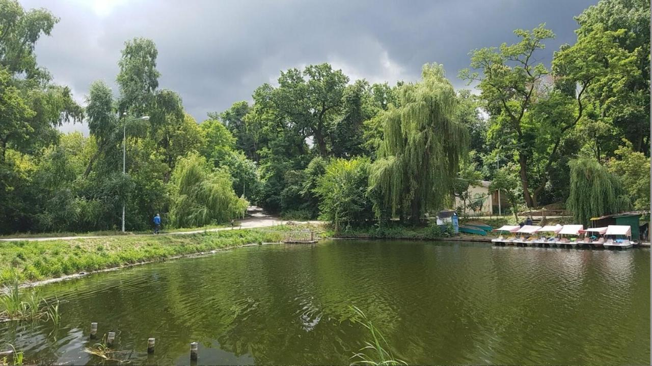 Apartament Жд Вокзал Пр Победы 67-В Метро Нивки Парк Шулявка Kijów Zewnętrze zdjęcie